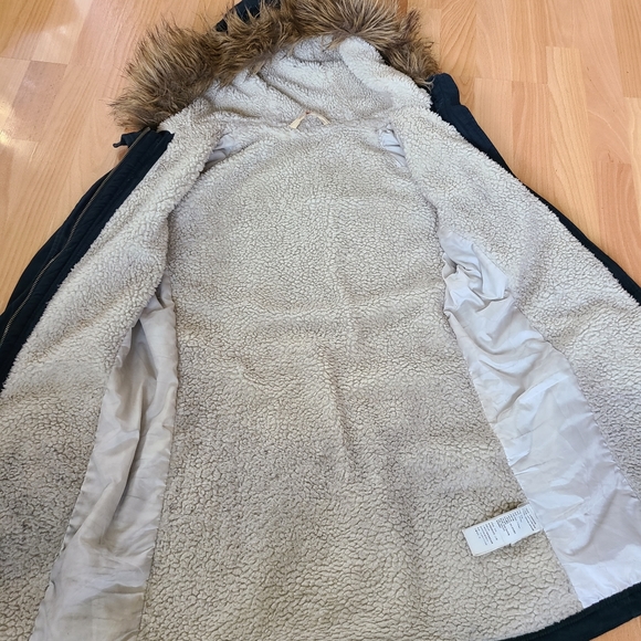 Hollister parka jacket - Picture 8 of 12